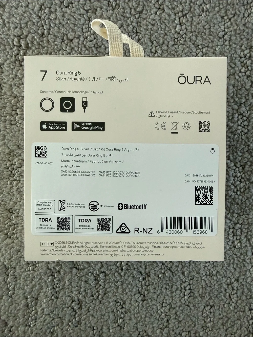 Oura Ring 5 in Silver (Size 7)